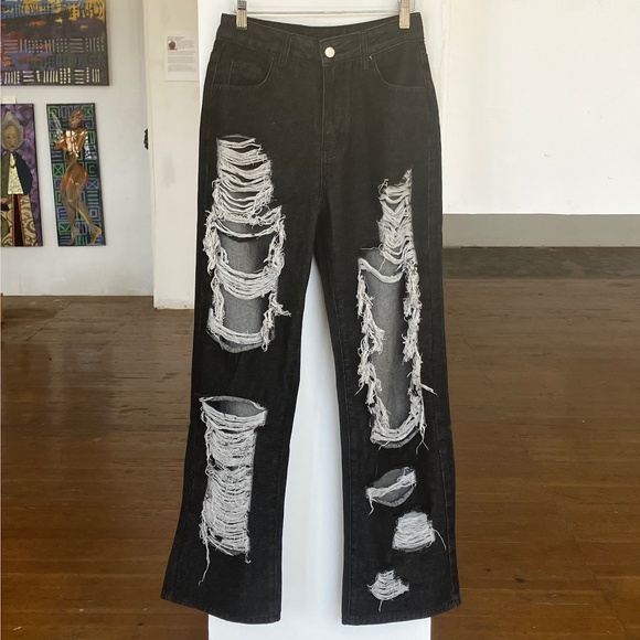 Un branded Denim - Y2K Black distressed denim jeans